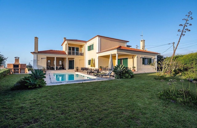 Villa Lonicera, chauffage central, Wifi, jardin, piscine!Nouveau!