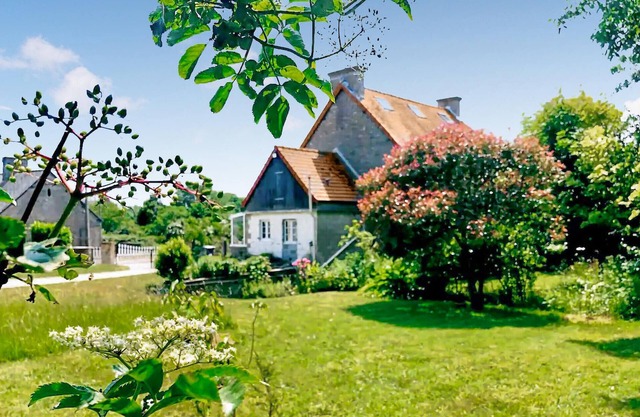 Look forward to a wonderful stay in this spacious and cozy vacation home in a rural setting.
