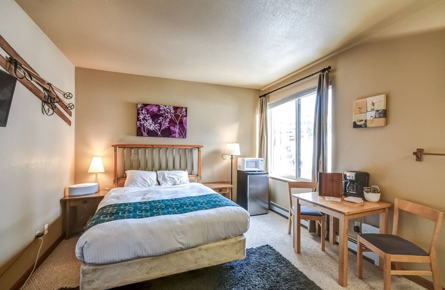 Chambre de style hôtel abordable en face des ascenseurs SM4-208
