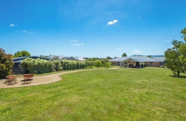 Modern family home nestled in the quiet town of Gisborne.