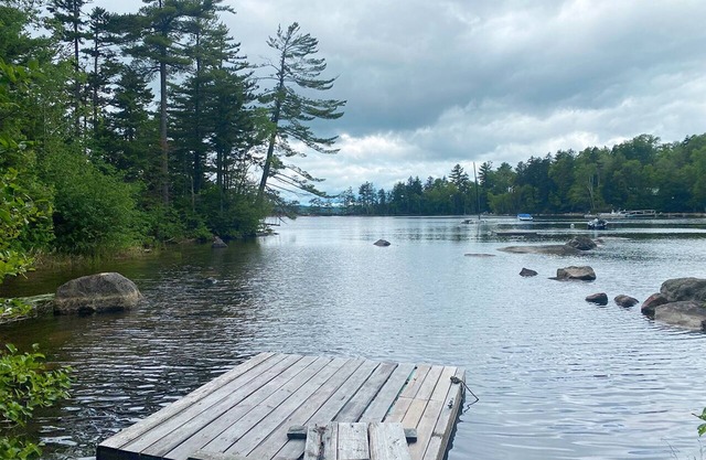 Loon Landing - Chalet rustique sur le lac Mooselookmeguntic. Très privé!