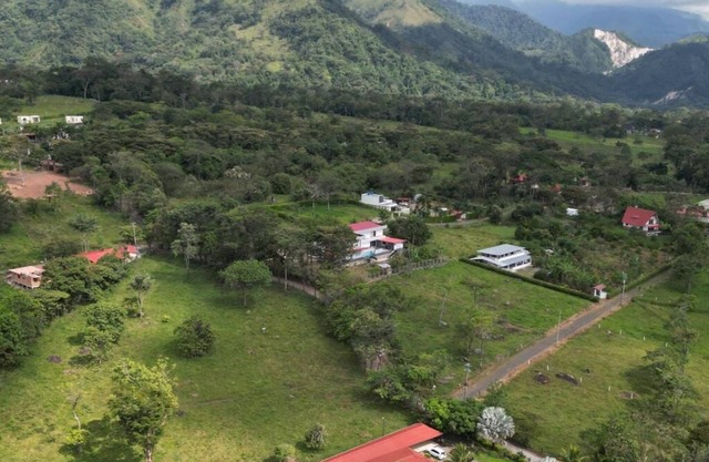 Los Angeles country house: Enjoy hiking, biking, rivers and viewpoint :)