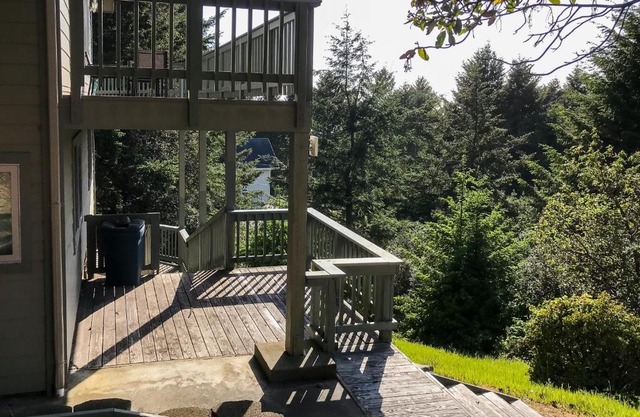 Lost Coast Hideaway