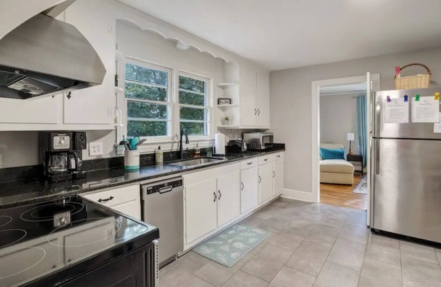 LOTS of outdoor space & very family/pet-friendly!