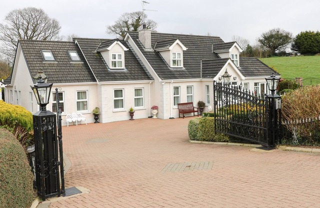 Lough Neagh Cottage, MONEYMORE