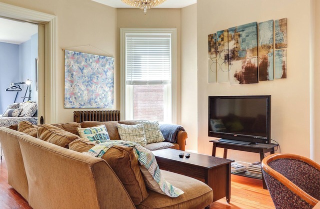 Louisville Vacation Rental 2 Mi to Churchill Downs