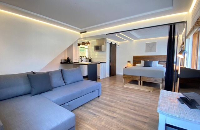 LOVE IN NAVALON!! - COMFORTABLE RELAX APARTMENT