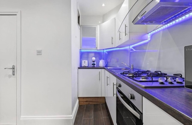 Lovely 1-bedroom Flat in The Heart of London - Elephant & Castle