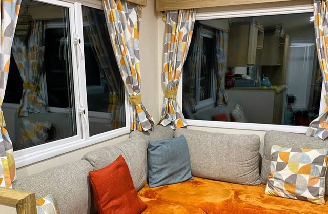 Lovely 2-bed Chalet in Prestatyn