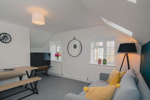 Lovely 2 Bedroom Cottage In The Heart Of Adderbury