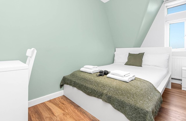 Lovely 2 Bedrooms Flat Next to The Station