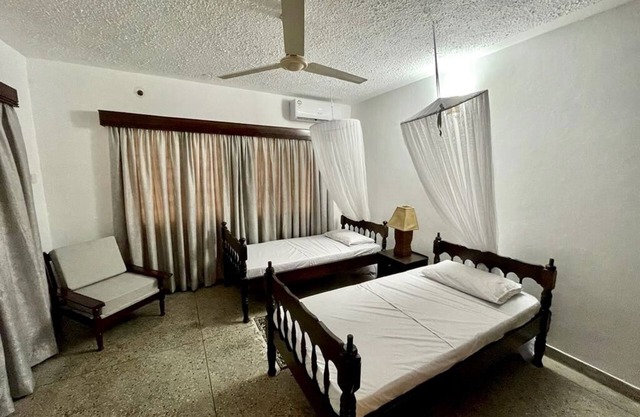 Lovely 3 bedroom rental-unit with pool