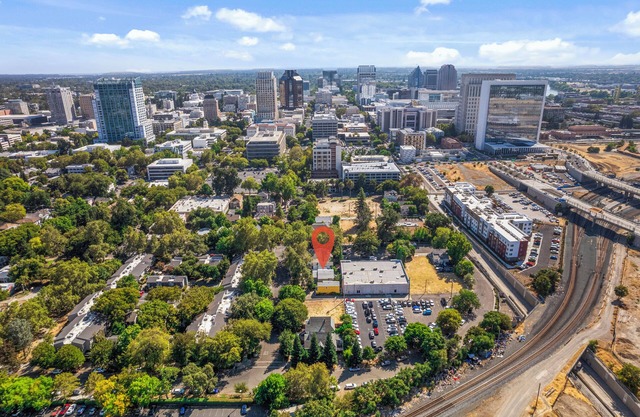 Lovely 3BD/2B Minutes To Downtown Sac!