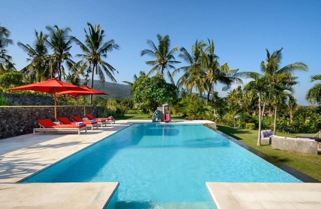 Lovely 3BR Villa W/ Amazing Pool & Sea views, Bali Villa 2235