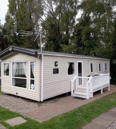 Lovely 6 berth caravan Haven wild duck hoilday park