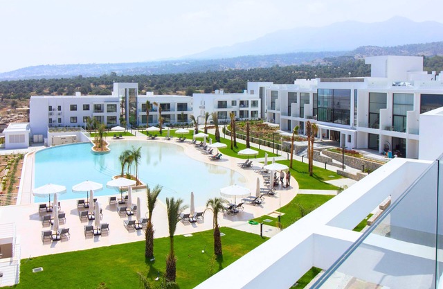 Appartement charmant et élégant avec vue apaisante sur le jardin