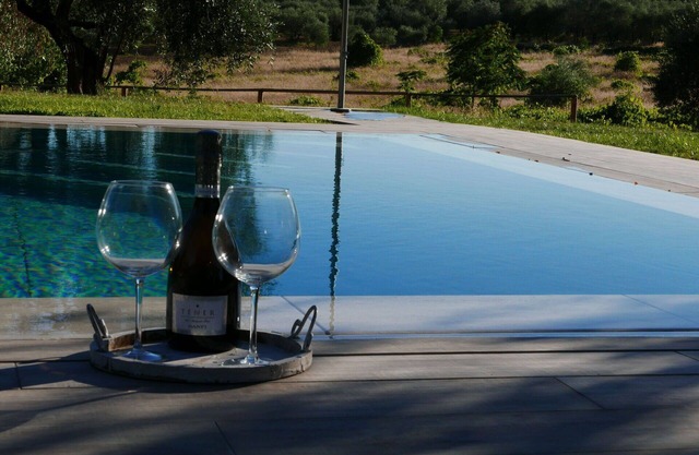 Joli appartement dans une maison de vacances avec WIFI, piscine, TV, patio, près de San Gimignano