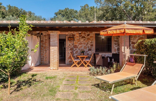 Joli appartement dans une maison de vacances avec climatisation, WIFI, TV, terrasse et animaux admis