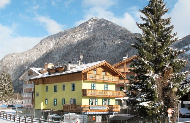 Confortable appartement pour 9 personnes avec WIFI, TV, balcon, animaux admis et parking