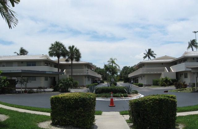 LOVELY APARTMENT 1 MILE TO BEACH - DEERFIELD BEACH - FREE PARKING