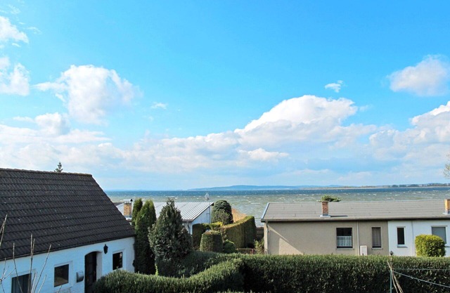 Agréable appartement pour 4 personnes avec WIFI, TV, patio, animaux admis et parking