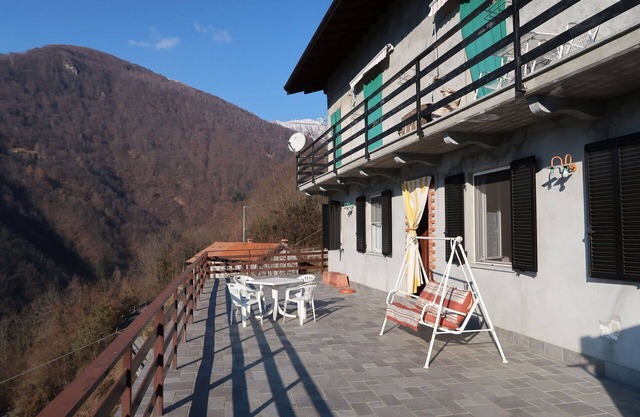 Bel appartement pour 4 personnes avec TV, terrasse, animaux admis et parking