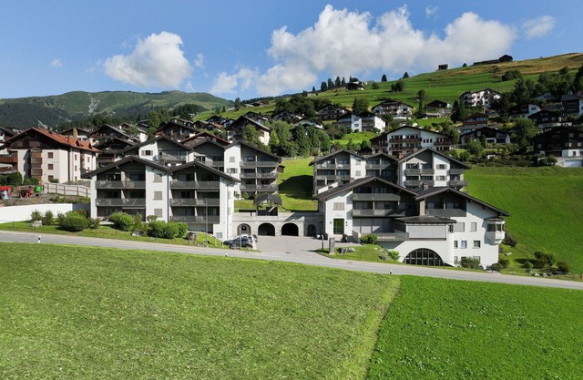 Lovely apartment for 5 guests with WIFI, pool, TV, balcony, panoramic view and parking