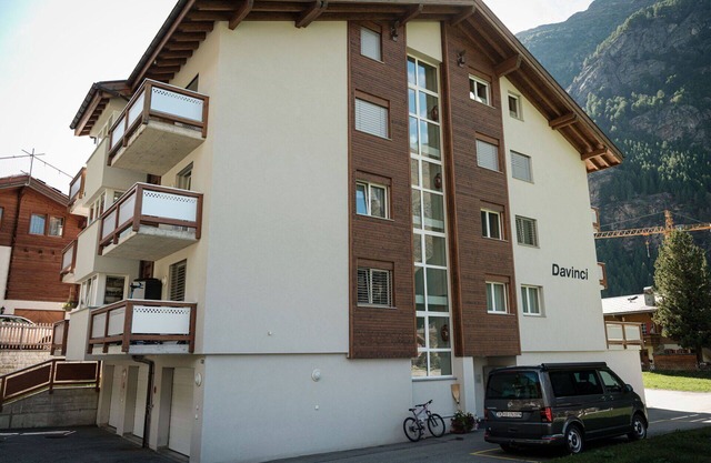 Bel appartement pour 6 personnes avec WIFI, TV, balcon et parking