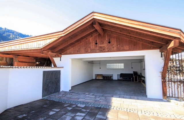 Confortable appartement pour 7 personnes avec WIFI, TV, balcon, animaux admis et vue panoramique