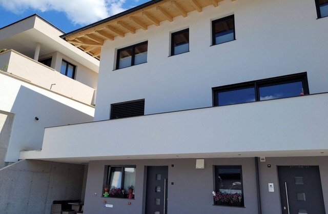 Joli appartement pour 2 personnes avec WIFI, TV, patio et animaux admis