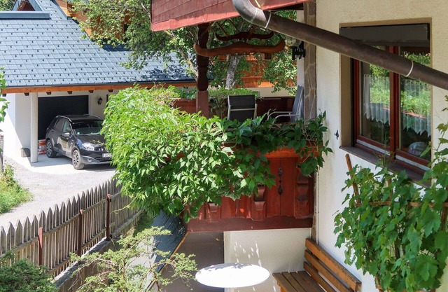 Bel appartement pour 7 personnes avec WIFI, TV, balcon et parking