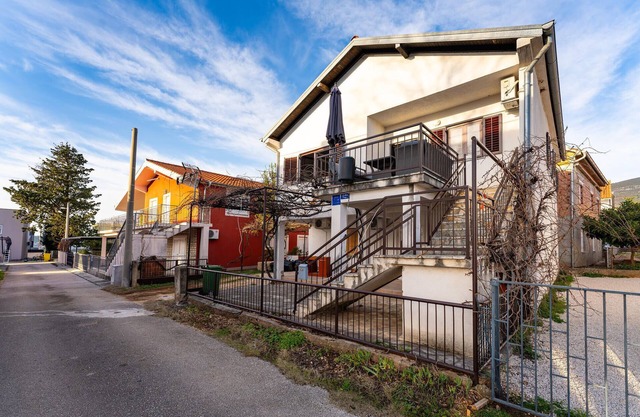 Bel appartement à Gornji Karin