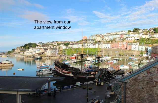 Bel appartement situé directement sur le quai surplombant le port de Brixham