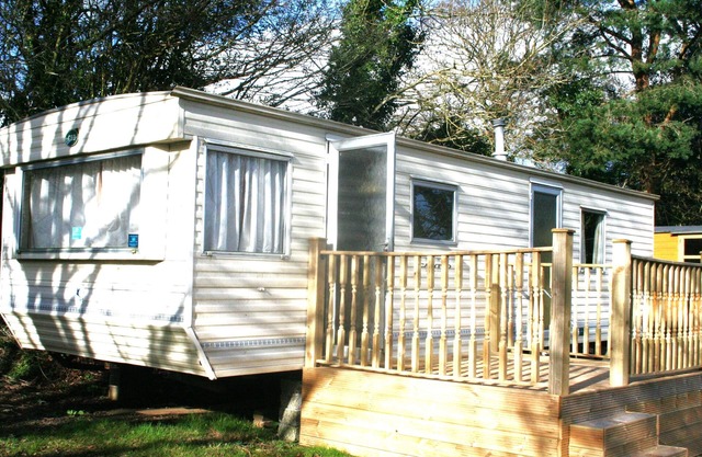 Belle caravane de vacances Bk Calypso Bluebird à 6 couchettes