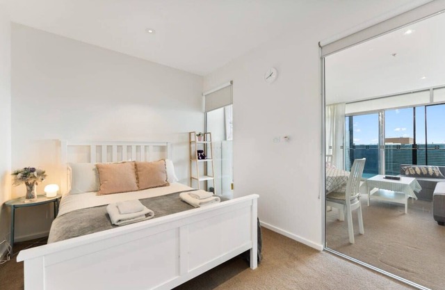 Lovely CBD 2BR Apt-Aria on Gouger-Parking-Wi-Fi