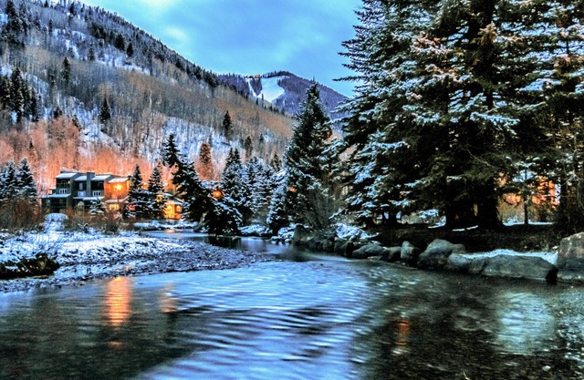 Charmant condo contemporain avec emplacement privilégié - accès facile au ski et à la rivière!