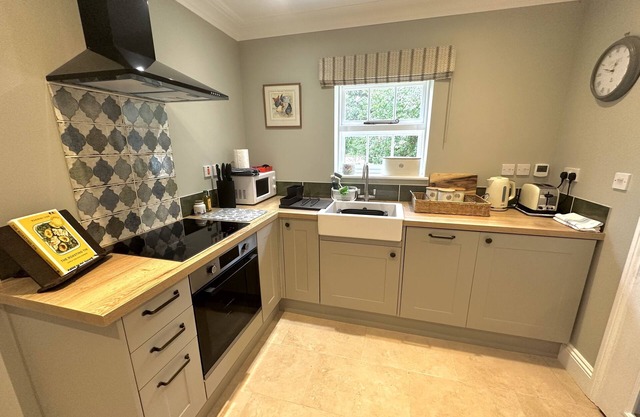 Lovely cosy cottage annex in beautiful North Norfolk and close to the coast.