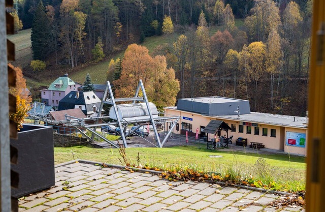 Joli appartement pour 4 personnes avec WIFI, TV, terrasse, animaux admis, vue panoramique et parking