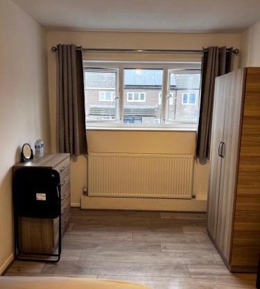 Lovely Double Room available, in shared house