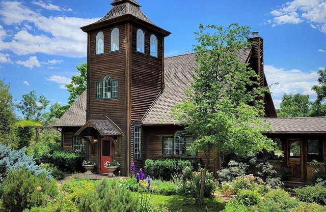 Lovely Farmhouse Retreat, close to Boulder and Rocky Mountain National Park