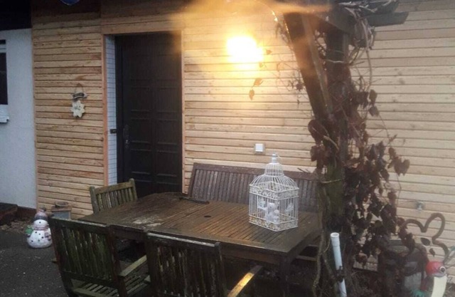 Maison de vacances décorée avec goût, calme, jardin et possibilité de barbecues