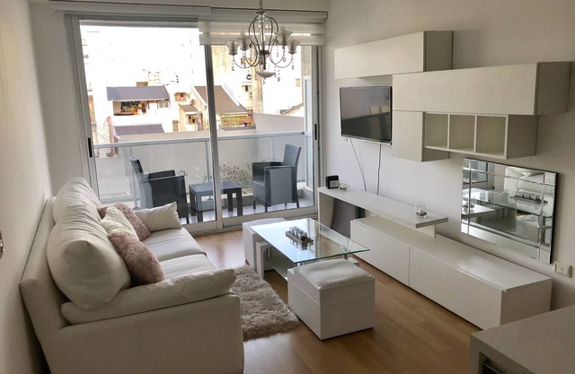 PREMIER PETIT DÉJEUNER + GYM + PISCINE + SAUNA
