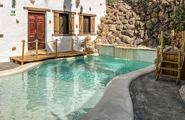 Superbe maison de 2 chambres à Rute