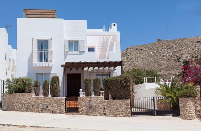 Belle maison près de la mer
