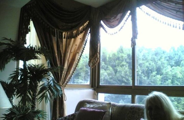 Lovely, Luxe 3 Bedroom Flat in Best Spot In Mohandseen ,Cairo