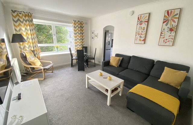 Bel appartement moderne avec 1 chambre - peut accueillir jusqu'à 4 personnes