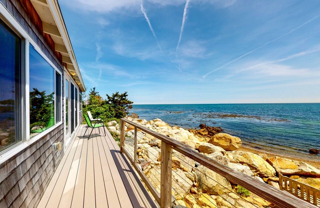 Charmant cottage en bord de mer avec terrasse et vue panoramique!