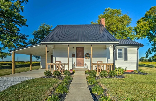 Lovely Pembroke Retreat w/ Beautiful Patio!