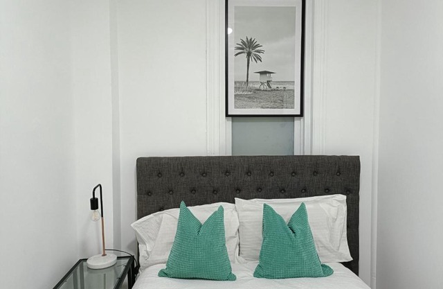 Lovely Room 1Min Walk to Station with 55Inch TV