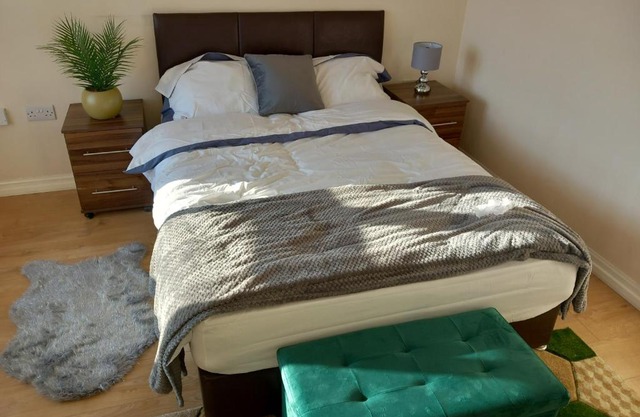 Lovely Shared 3 Bed Home Near The Thames